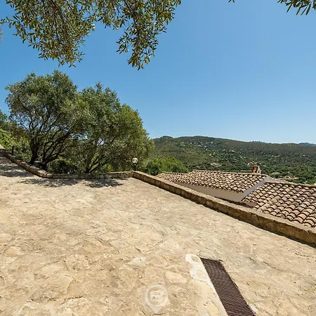 Villa Kyria - Seaview Dream Vacation