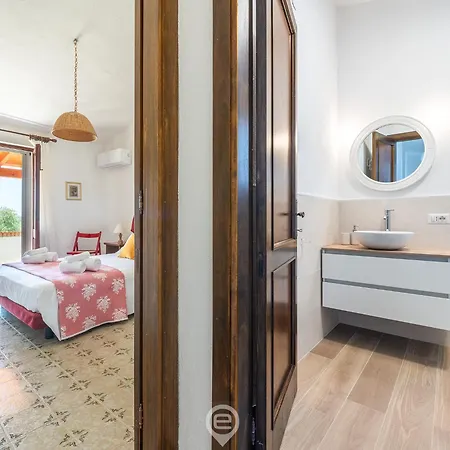 Villa Kyria - Seaview Dream Vacation Villa *